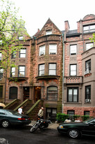 308 W 90th St in New York, NY - Building Photo