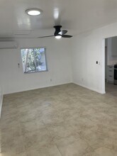 3806 Linda Vista Dr, Unit 3808LindaVista in San Marcos, CA - Building Photo - Building Photo