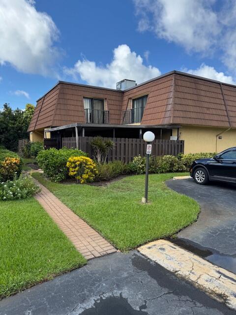 property at 4221 Turnberry Cir