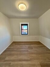 82 Madison Ave-Unit -3 in Jersey City, NJ - Building Photo - Building Photo