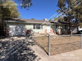 587 Camino Del Rey in Fountain, CO - Building Photo