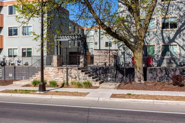 3540 Hennepin Ave, Unit #223 in Minneapolis, MN - Building Photo - Building Photo