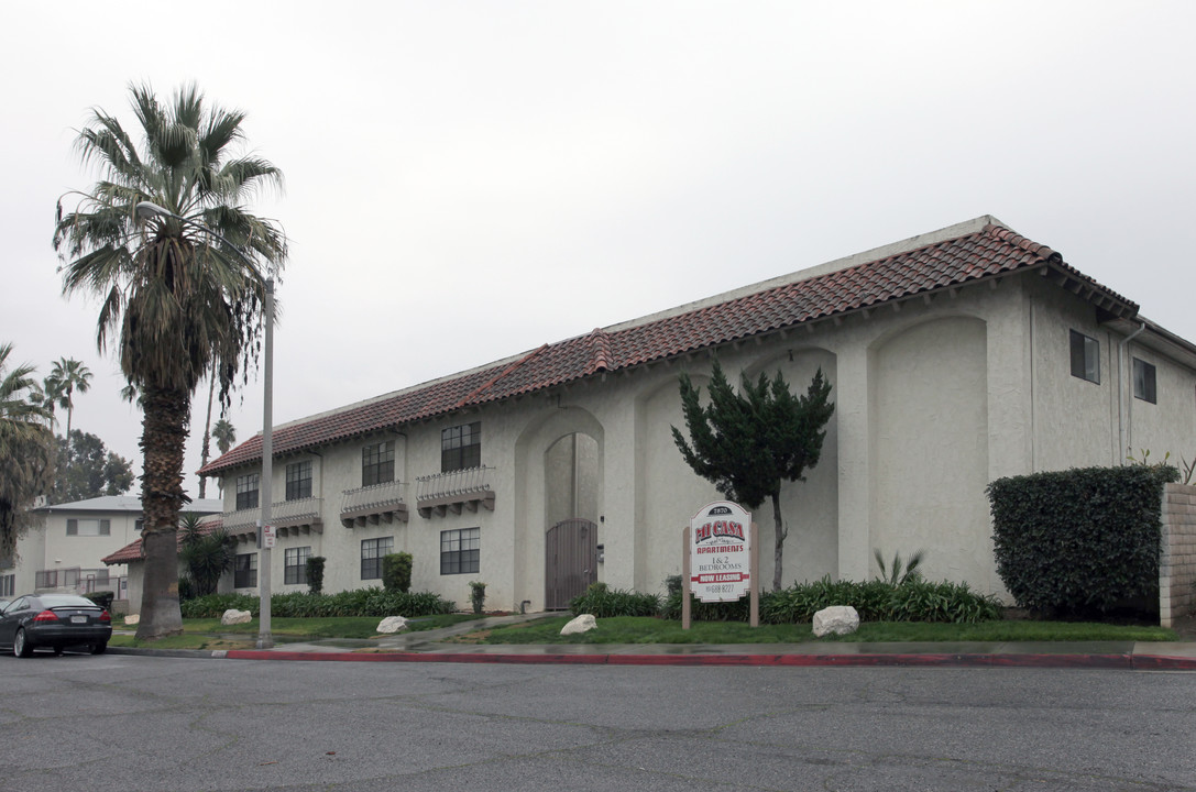 Mi Casa Apartments in Riverside, CA - Building Photo