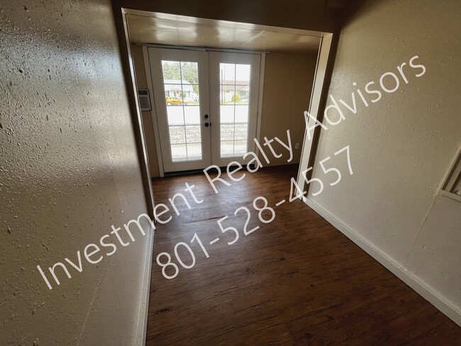 Shady View Apartments in Tooele, UT - Building Photo - Building Photo