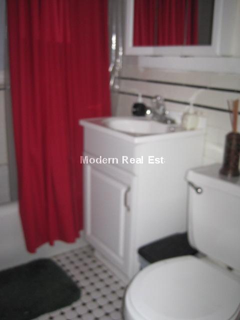 1615 Commonwealth Ave in Boston, MA - Building Photo - Building Photo