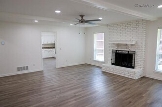 2122 Teakwood Ln in Plano, TX - Building Photo - Building Photo