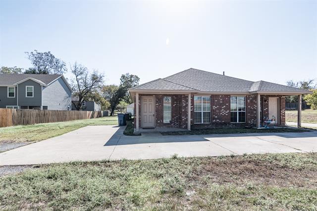 520 TX-11 in Tom Bean, TX - Building Photo