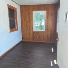 525 Patton St in Moberly, MO - Building Photo - Building Photo