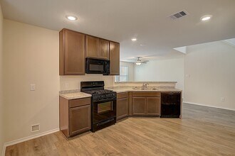 14417 Conifer Dr in Conroe, TX - Building Photo - Building Photo