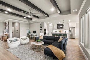 80 Dublin Cir in Gordonville, TX - Building Photo