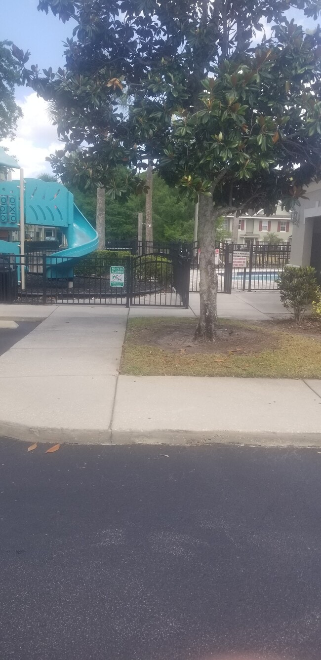 10212 Regent Park Dr in Orlando, FL - Building Photo - Building Photo