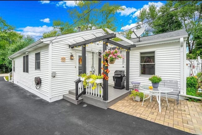 1506 Catherine St in Joliet, IL - Foto de edificio - Building Photo