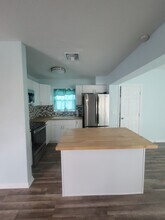 513 Hollyhock Ln in Spring Hill, FL - Building Photo - Building Photo