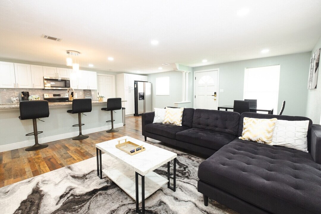 2917 E 20th Ave in Tampa, FL - Building Photo