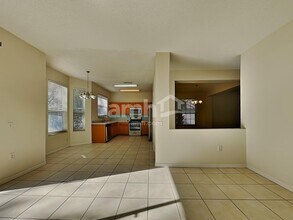 607 Grand Canyon Dr in Valrico, FL - Building Photo - Building Photo