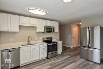 7953 Lake Wind Ct in Douglasville, GA - Building Photo - Building Photo