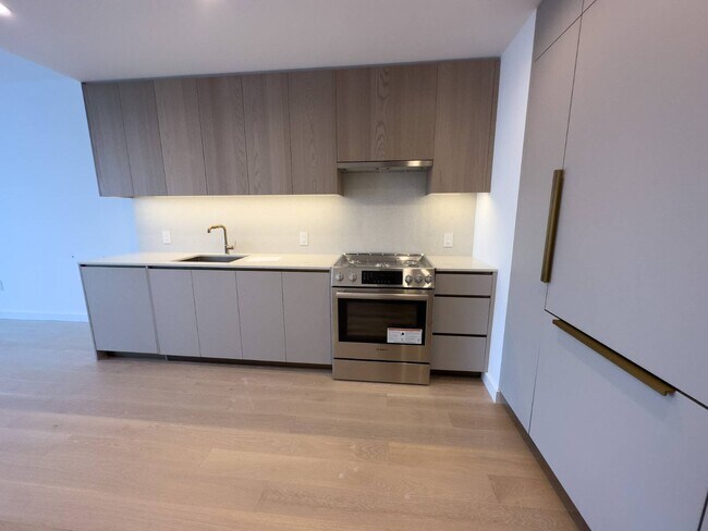 3 Ct Square W in Queens, NY - Building Photo - Building Photo