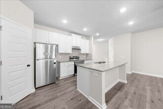 208 Harrison St in Calhoun, GA - Building Photo - Building Photo