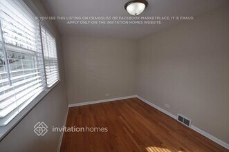 9225 Menard Ave in Oak Lawn, IL - Building Photo - Building Photo