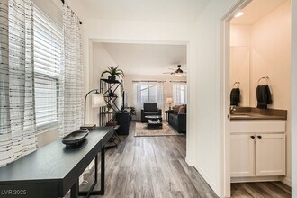 1585 Desert Path Ave in North Las Vegas, NV - Building Photo - Building Photo