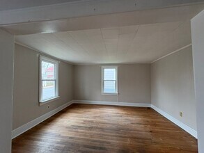 251 Wayne Ave in Waynesboro, PA - Building Photo - Building Photo