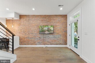 1537 C St SE in Washington, DC - Building Photo - Building Photo