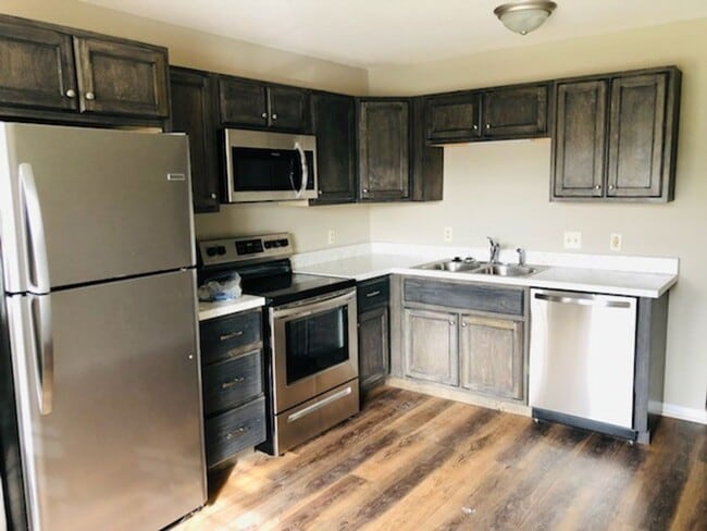 1304 Lakewood Dr in Jonesboro, AR - Building Photo - Building Photo