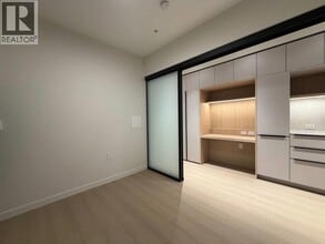 125 Albert St in Port Moody, BC - Building Photo - Building Photo