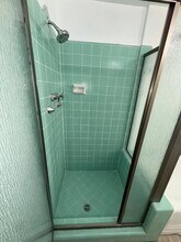 1263 Hayworth Ave, Unit 24 in West Hollywood, CA - Foto de edificio - Building Photo