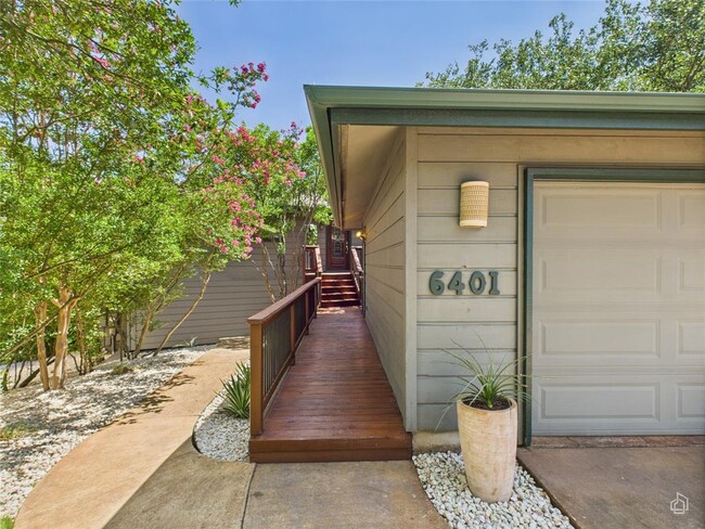 6401 Cascada Dr in Austin, TX - Building Photo - Building Photo