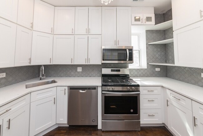 3651 W Palmer St-Unit -O1 in Chicago, IL - Building Photo - Building Photo