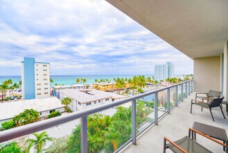 777 N Ocean Dr in Hollywood, FL - Building Photo - Building Photo