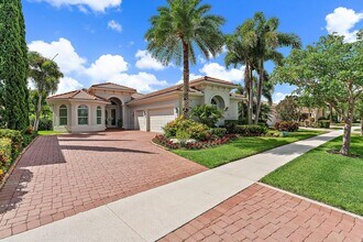236 Carina Dr in Jupiter, FL - Building Photo - Building Photo