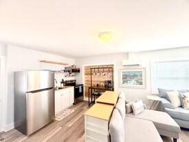 216 La Paloma Pl in Panama City Beach, FL - Building Photo