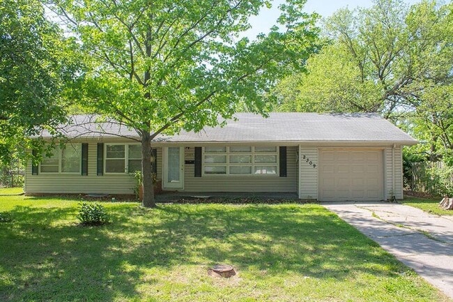 property at 2309 Highland Dr