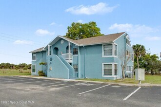 2109 Hidden Grove Ln in Merritt Island, FL - Building Photo - Building Photo
