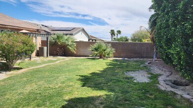 703 Ventana Ridge in Palm Springs, CA - Building Photo - Building Photo