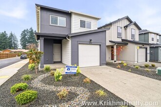 5411 NE 65th Pl in Vancouver, WA - Foto de edificio - Building Photo