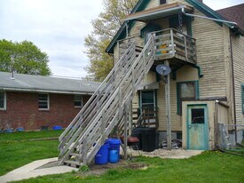 1705 12th Ave, Unit upper