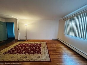 4113 Telegraph Rd in Bloomfield Hills, MI - Building Photo - Building Photo