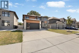 1581 Rockport St in Windsor, ON - Building Photo - Building Photo