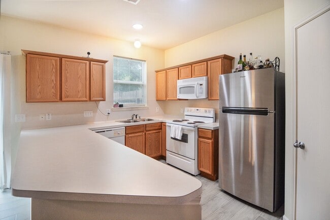 8123 Barnes Ridge Ln in Houston, TX - Building Photo - Building Photo