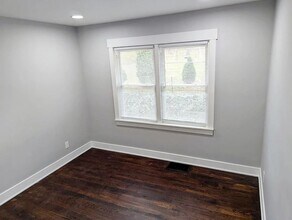 410 Fairfield Ave NW in Grand Rapids, MI - Building Photo - Building Photo