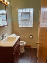 3537 W 75th Pl in Chicago, IL - Foto de edificio - Building Photo
