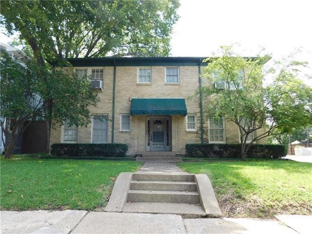 property at 5800 Vickery Blvd