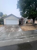 5409 Berwick Moor Pl in Antelope, CA - Building Photo