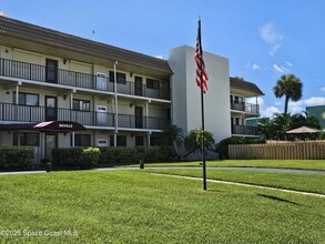 1700 S Atlantic Ave in Cocoa Beach, FL - Building Photo - Building Photo