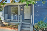 37166 Holly St in Fremont, CA - Foto de edificio - Building Photo