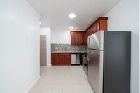 260 Central Ave, Unit 530 in Jersey City, NJ - Building Photo - Building Photo