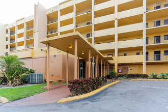 Region One - Palm Courts in Miami, FL - Building Photo - Building Photo